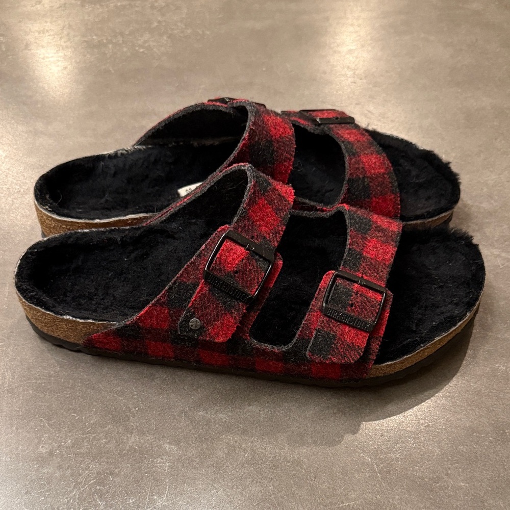Birkenstock Arizona Shearling Red and Black Sandals Size 13
